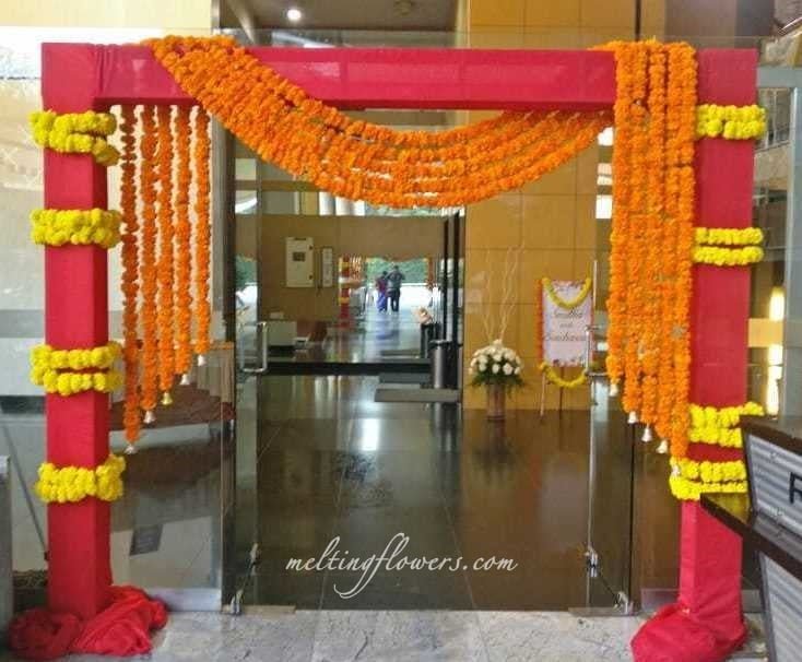 Exquisite Wedding Entrance And Walkway Decorations